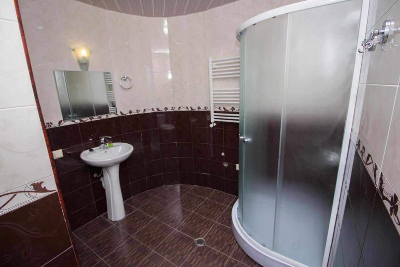 Отель Tbili House Тбилиси Экстерьер фото