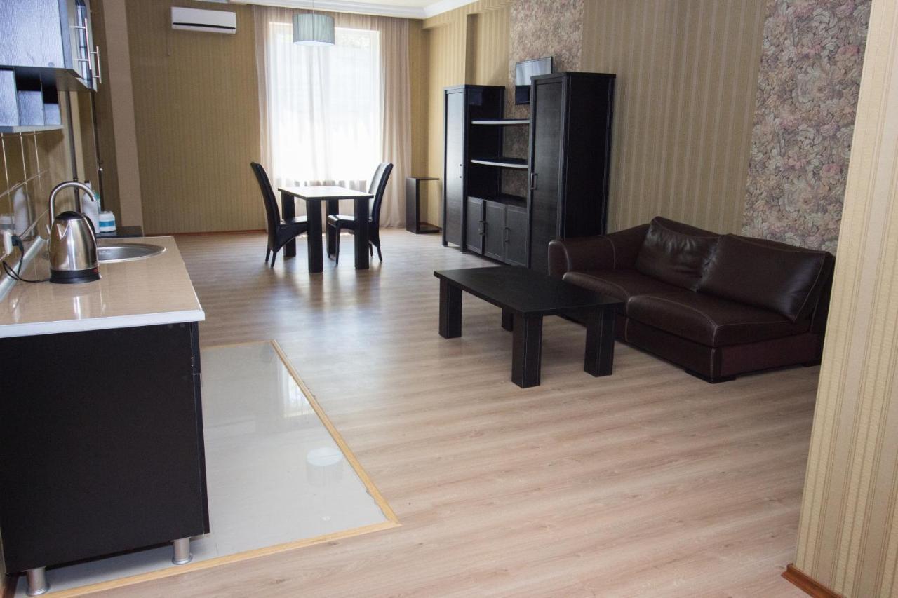 Отель Tbili House Тбилиси Экстерьер фото