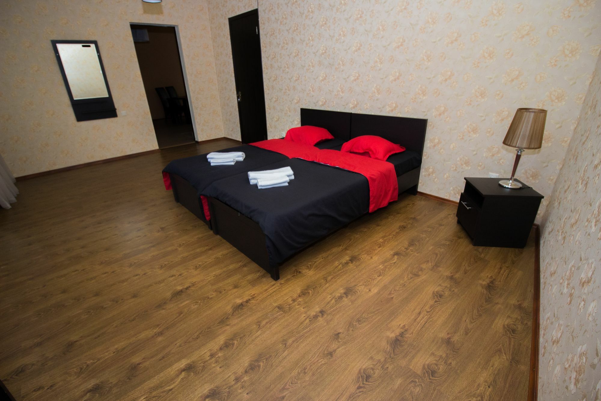 Отель Tbili House Тбилиси Экстерьер фото